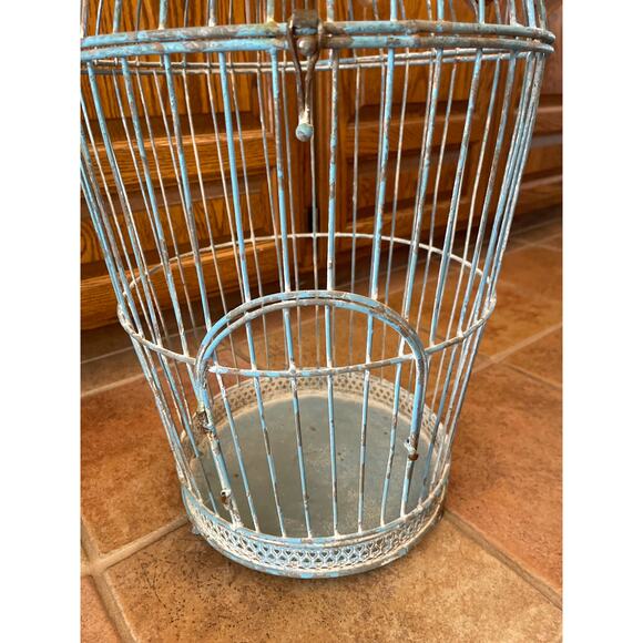 Vintage salvaged distressed metal Bird cage - Picture 2 of 9